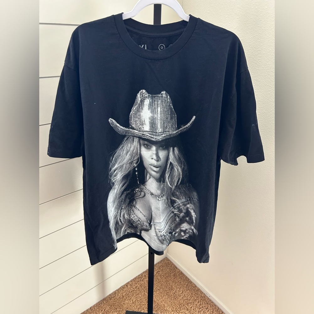 Beyoncé tour tee